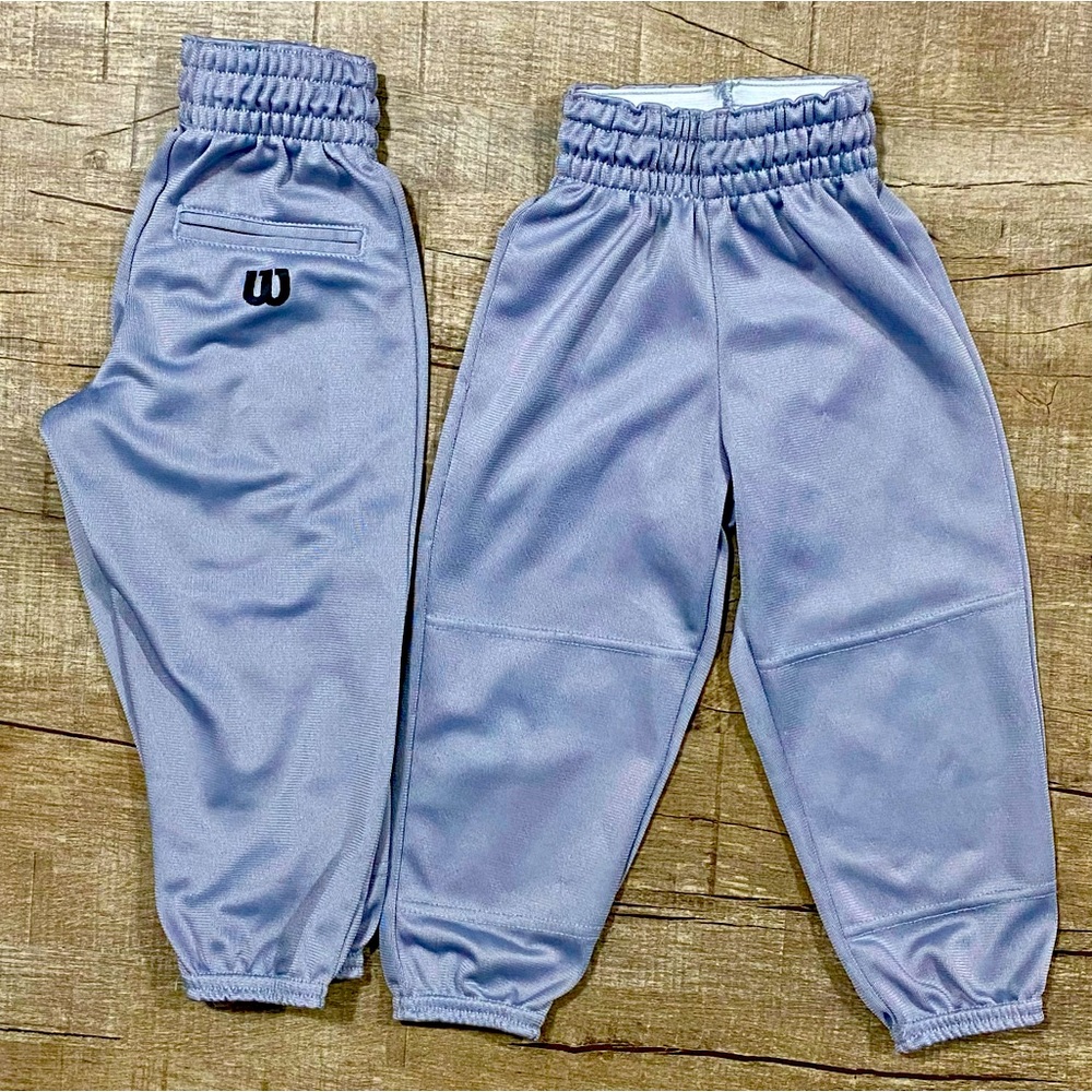 The Wilson Youth baseball pants. Classic fit. Elastic waistband. Size XS .